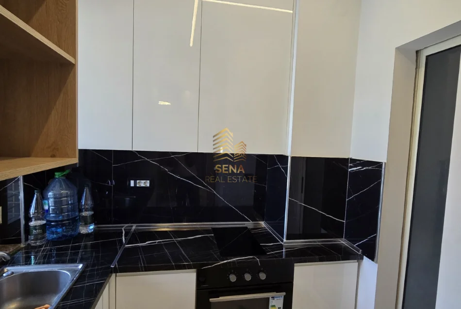 Tirane, jepet me qera garsonier 1+1 Kati 3, 48 m² 400 € (Astir)