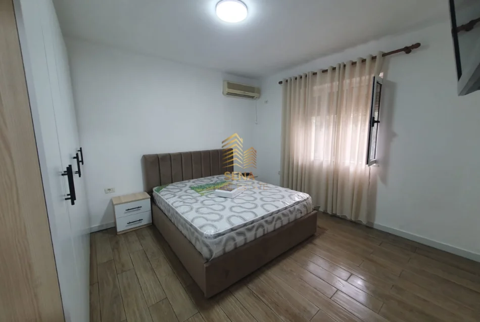 Tirane, jepet me qera garsonier 1+1 Kati 4, 40 m² 450 € (21 Dhjetori)