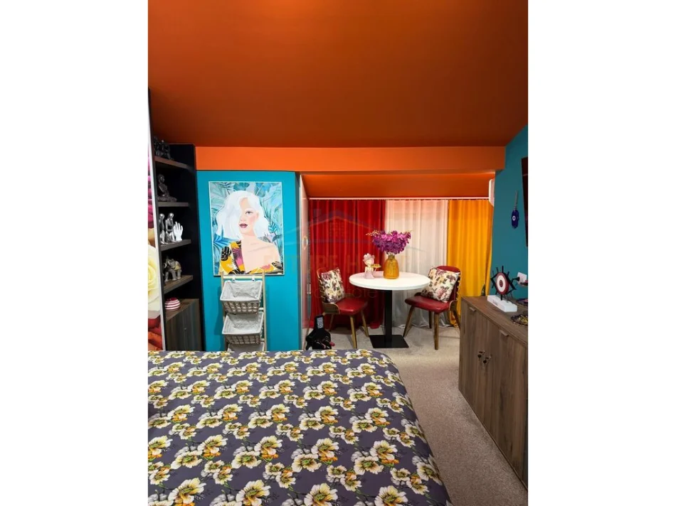 Tirane, jepet me qera garsonier Kati 8, 42 m² 350 € (Rruga Frosina Plaku)