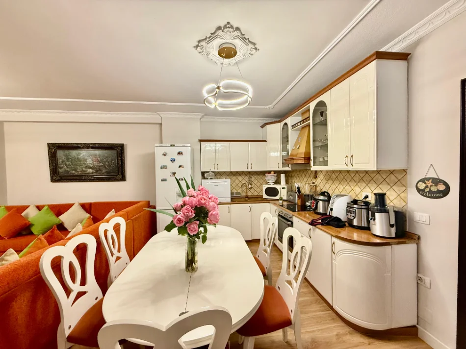 Tirane, jepet me qera nga Pronari, pa-komision 2+1+Ballkon Kati 1, 105 m² (Rr Dervish Bej Mitrovica)