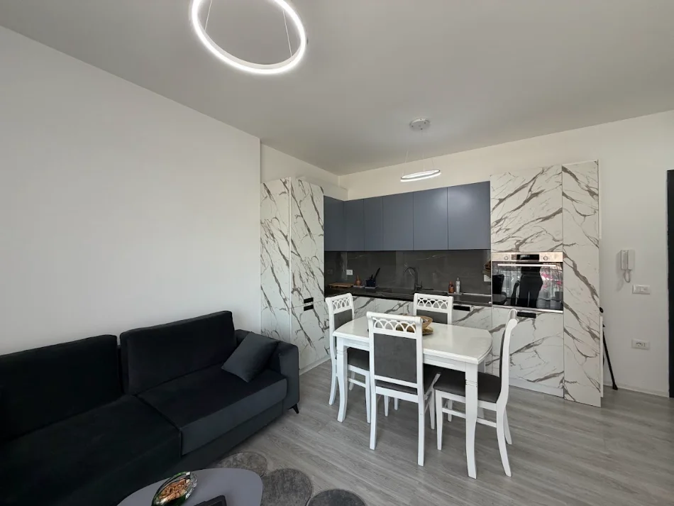Tirane, jepet me qera nga Pronari, pa-komision apartament 1+1 Kati 2, 65 m² 700 €