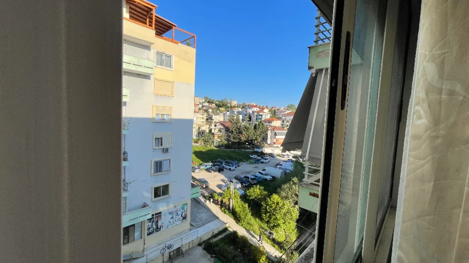 Tirane, jepet me qera nga Pronari, pa-komision apartament 1+1 Kati 5, 50 m² 400 €