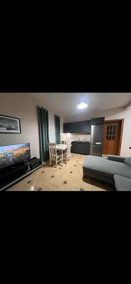 Tirane, jepet me qera shtepi 1+1+Aneks+Ballkon Kati 2, 68 m² 480 € (Mantho nakuci)