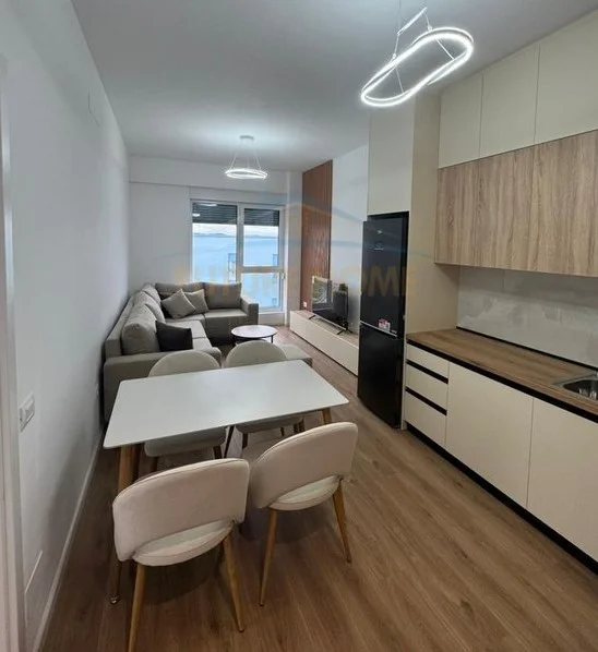 Tirane, qera apartament 1+1 Kati 2, 60 m² (oxa)