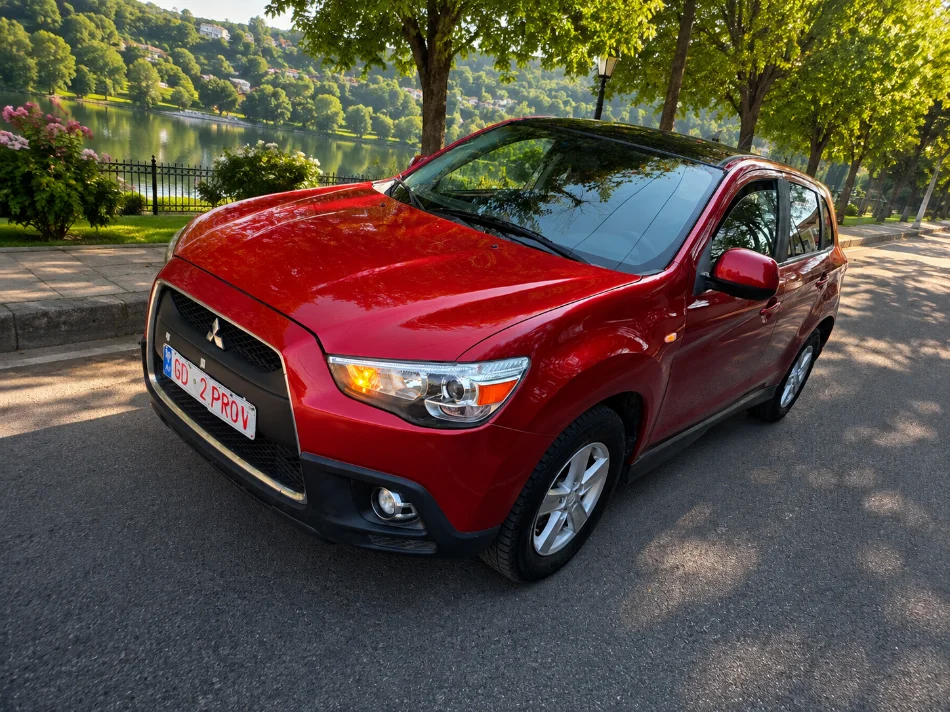 Tirane, shes SUV MITSUBISHI ASX 4x4 Automatike Benzin, e kuqe automatik Kondicioner 169.321 km 4.500 €