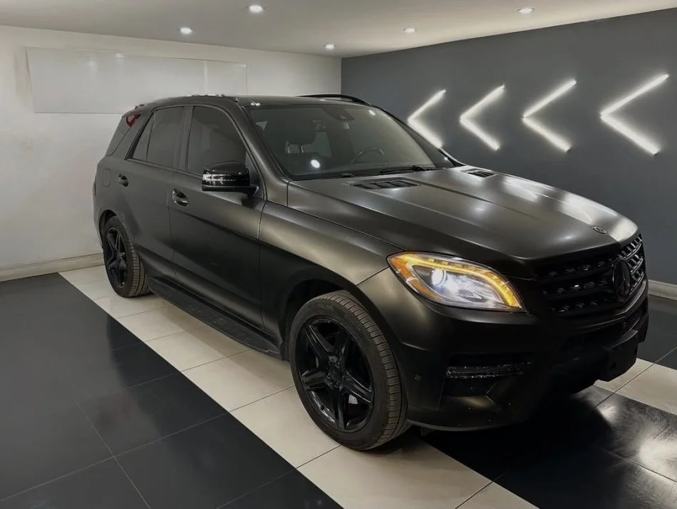 Tirane, shes SUV Mercedes Benz ML Nafte, e zeze automatik Klima 258.000 km 14.500 €