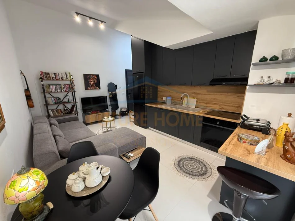 Tirane, shes apartament 1+1+Ballkon Kati 5, 65 m² 99.000 € (Jaho Residence)