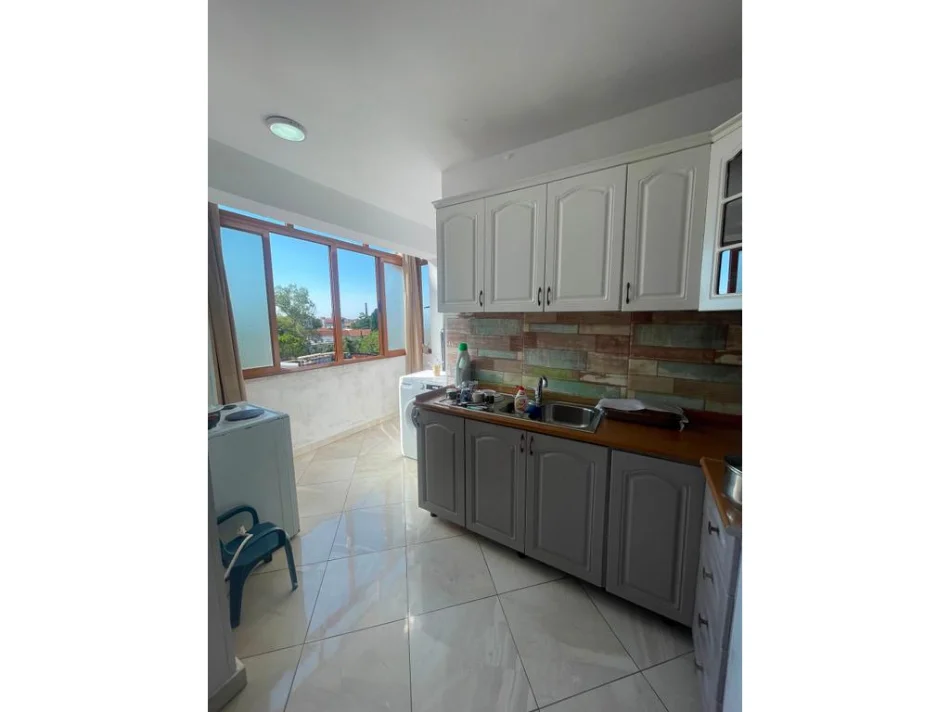 Tirane, shes apartament 1+1+Ballkon Kati 6, 60 m² 95.000 €