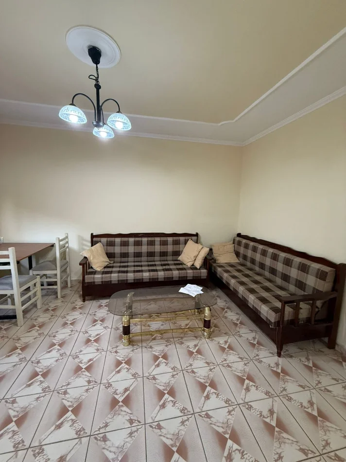 Tirane, shes apartament 1+1 Kati 2, 57 m² 121.000 € (Rruga Irfan Tomini)