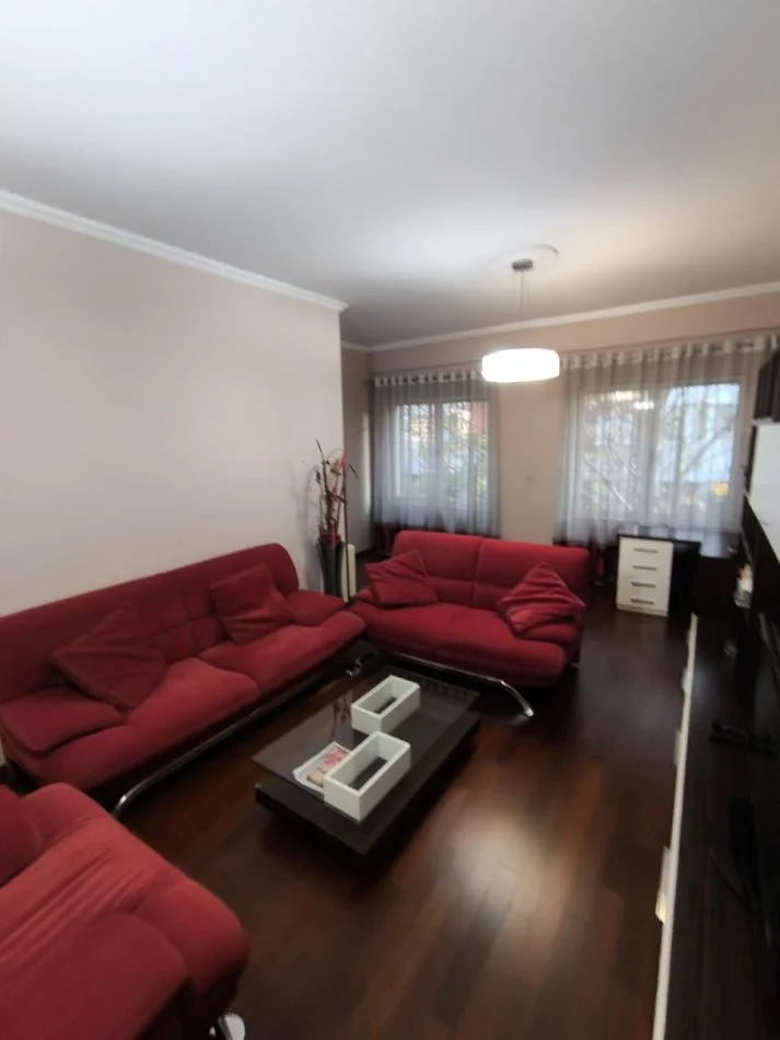 Tirane, shes apartament 2+1+2 + , 124 m² 371900 € (Rruga Marko Boçari)