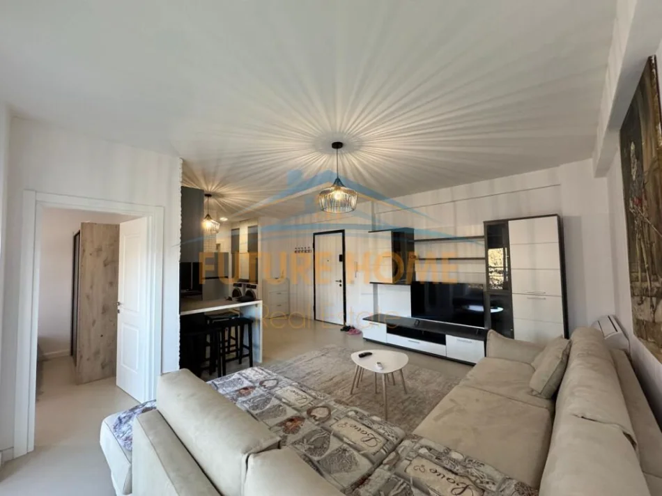 Tirane, shes apartament 2+1+Ballkon Kati 2, 84 m² 240.000 € (Sunrise Residence)