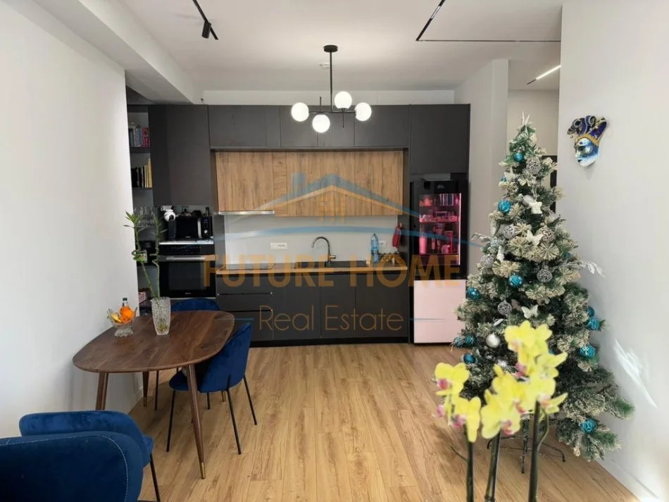 Tirane, shes apartament 2+1 Kati 1, 86 m² 210.000 € (Kompleksi Henke, Tiranë.)