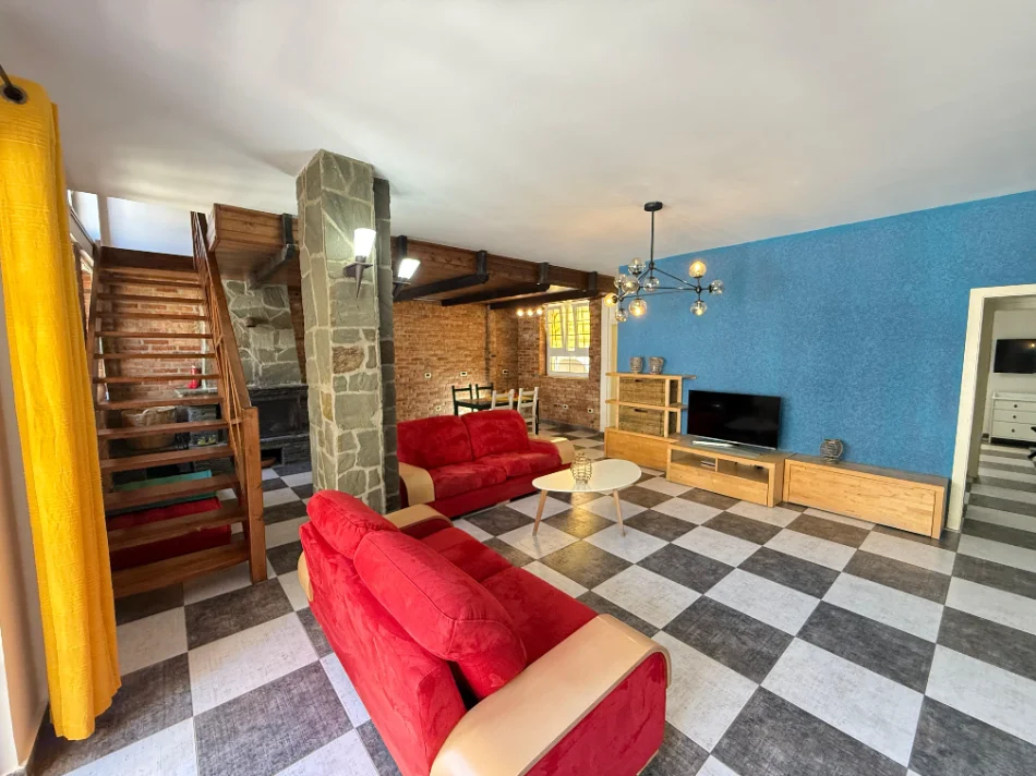 Tirane, shes apartament 2+1 Kati 4, 137 m² 272.000 € (kodra e diellit)