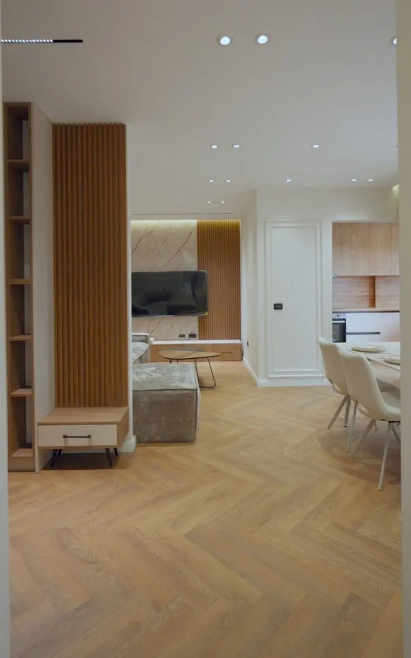 Tirane, shes apartament 2+1 Kati 7, 101 m² 247.000 € (Pallati me shigjeta)