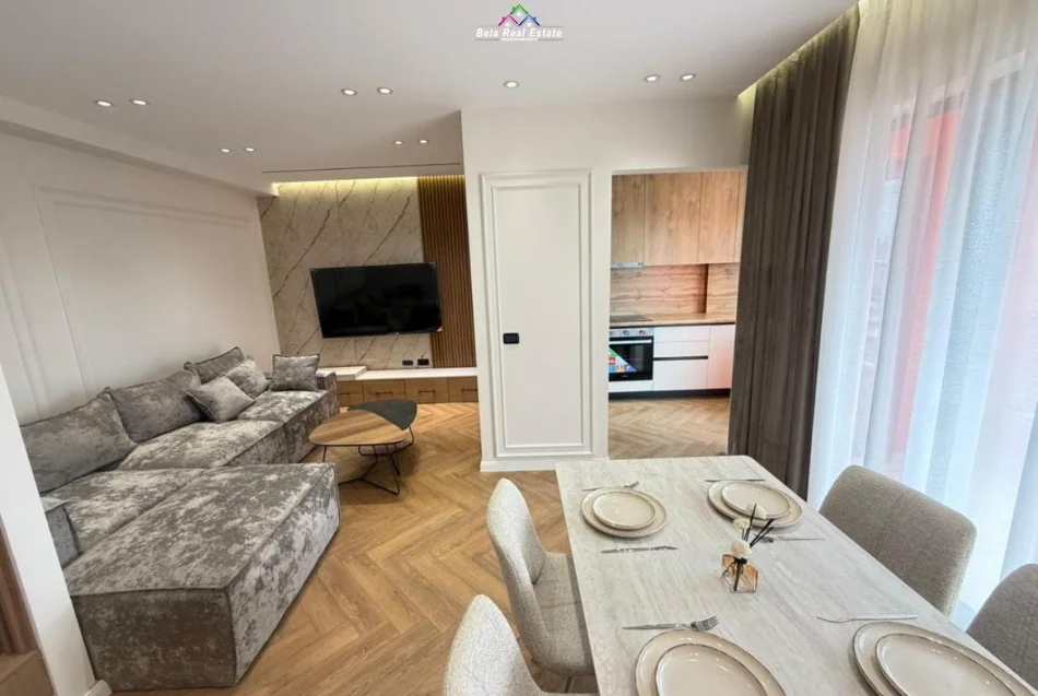 Tirane, shes apartament 2+1 Kati 7, 101 m² 252.000 € (pallati me shigjeta)