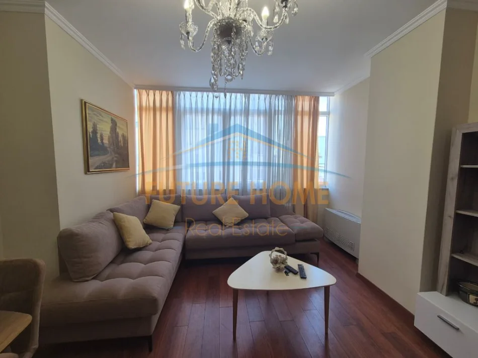 Tirane, shes apartament 2+1 Kati 8, 95 m² 230.000 € (Ministria e Jashtme)