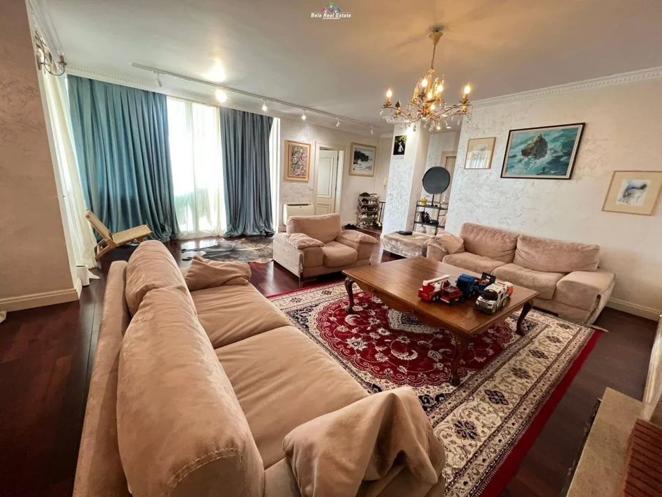 Tirane, shes apartament 3+1 Kati 12, 230 m² 630.000 € (qender)