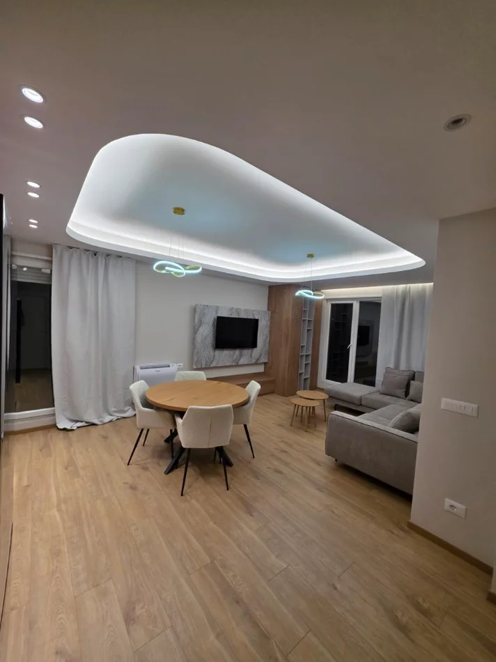 Tirane, shes apartament+verande | Penthouse 2+1+Aneks+Ballkon Kati 8, 197 m² 320.000 € (Bulevardi Zhan DArk)