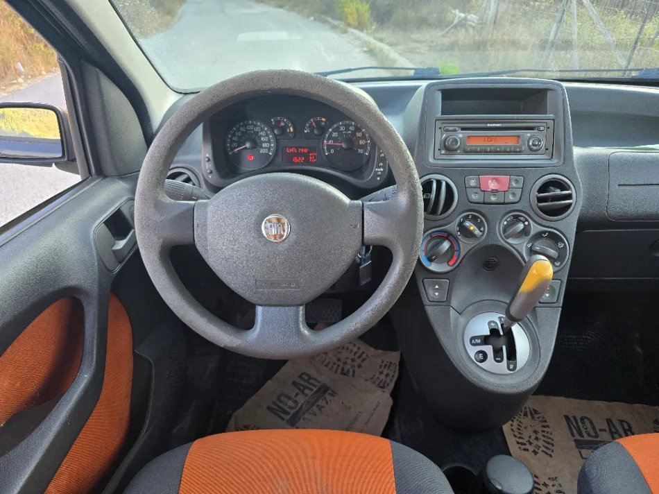 Tirane, shes makine Fiat panda AUTOMATIC patent e re ok Benzin, e zeze automatik Kondicioner 130.212 km 3.300 €