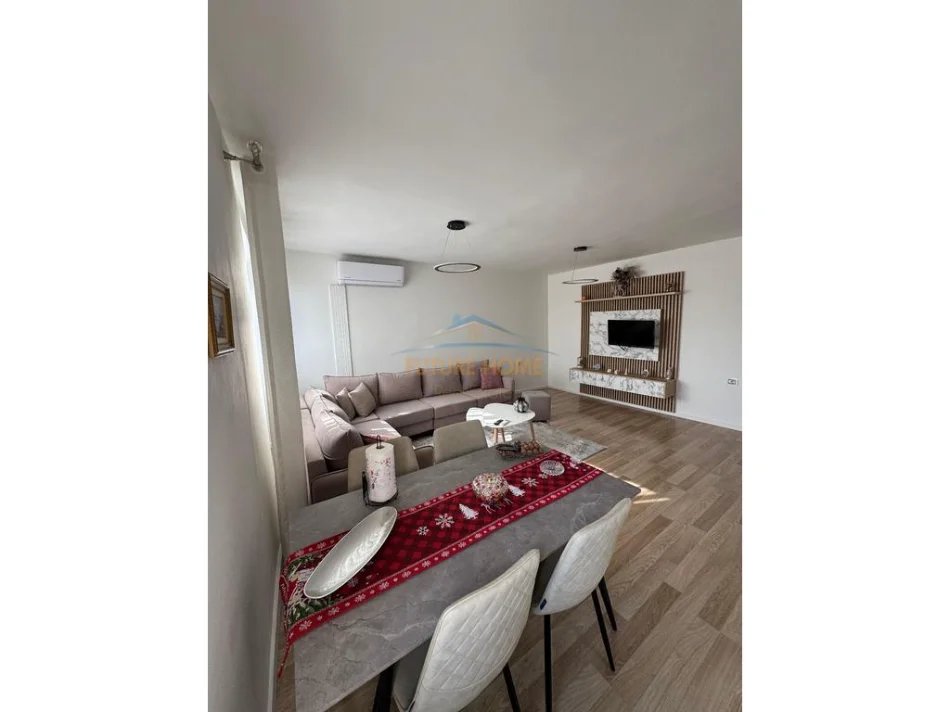 Tirane, shitet 1+1+Ballkon Kati 6, 59 m² (Rruga Bardhyl),    13,500,000 Leke/Reja