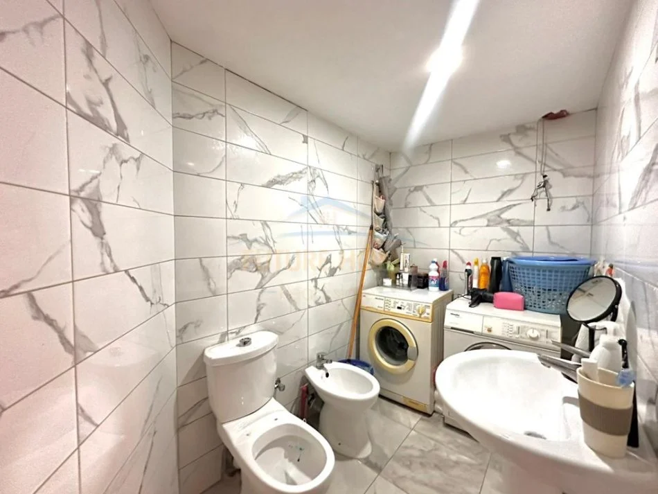 Tirane, shitet 1+1 Kati 0, 46 m² 87.000 €