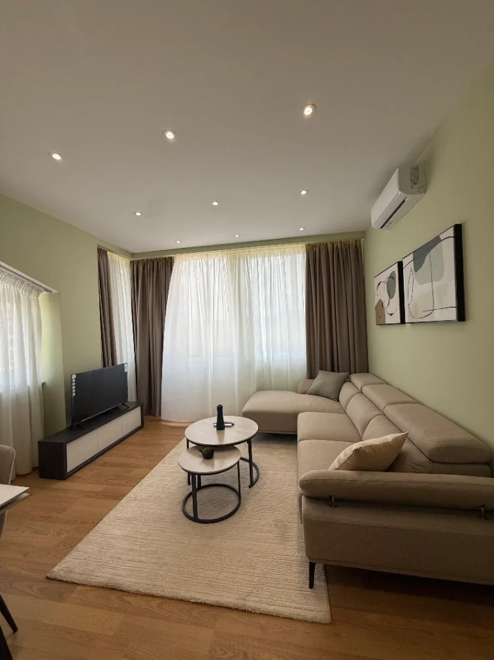 Tirane, shitet 2+1 , 225.000 € (Myslym Shyr)