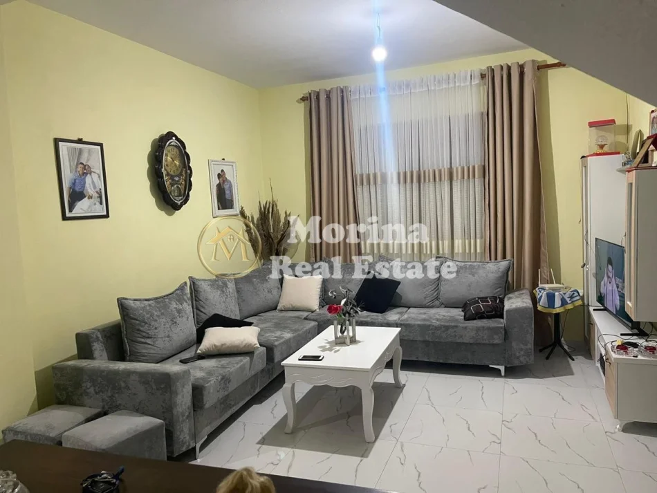 Tirane, shitet Vile , 120 m² 350.000 € (Ali Demi)