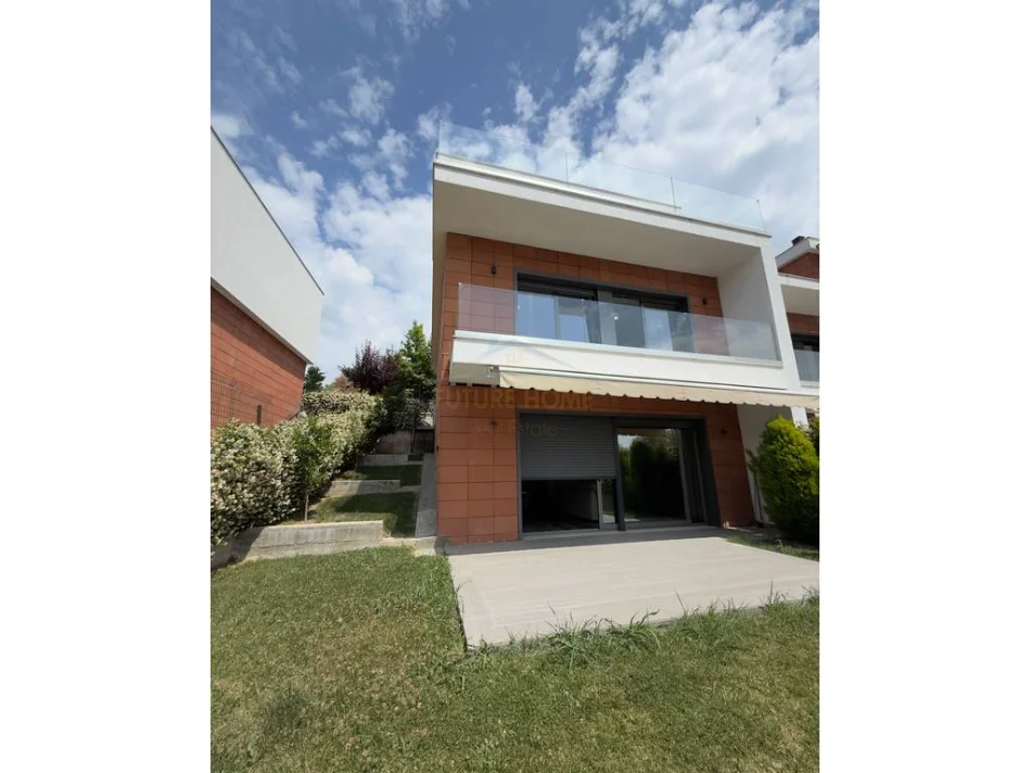 Tirane, shitet Vile , 208 m² 650.000 € (Olive Grove Residence, Mullet)