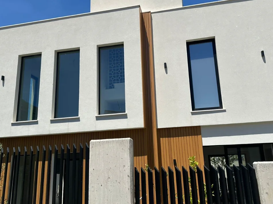 Tirane, shitet Vile Vile 3 Katshe Kati 0, 225 m² 750.000 € (LIQENI I THATE)
