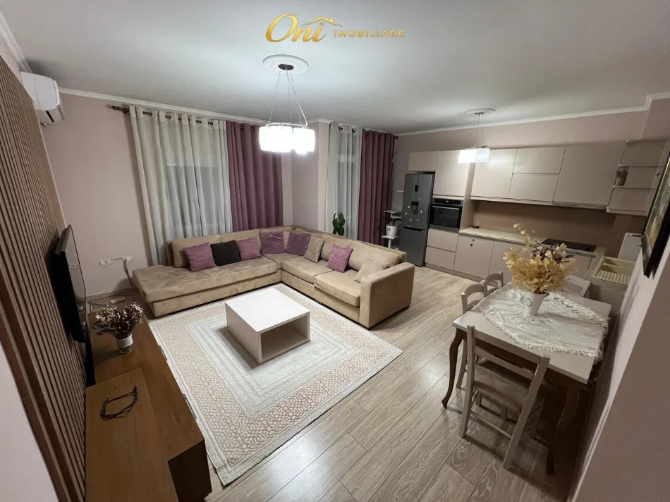 Tirane, shitet Vile Vile 3 Katshe Kati 2, 510 m² 600.000 € (MUHAMET DELIU)