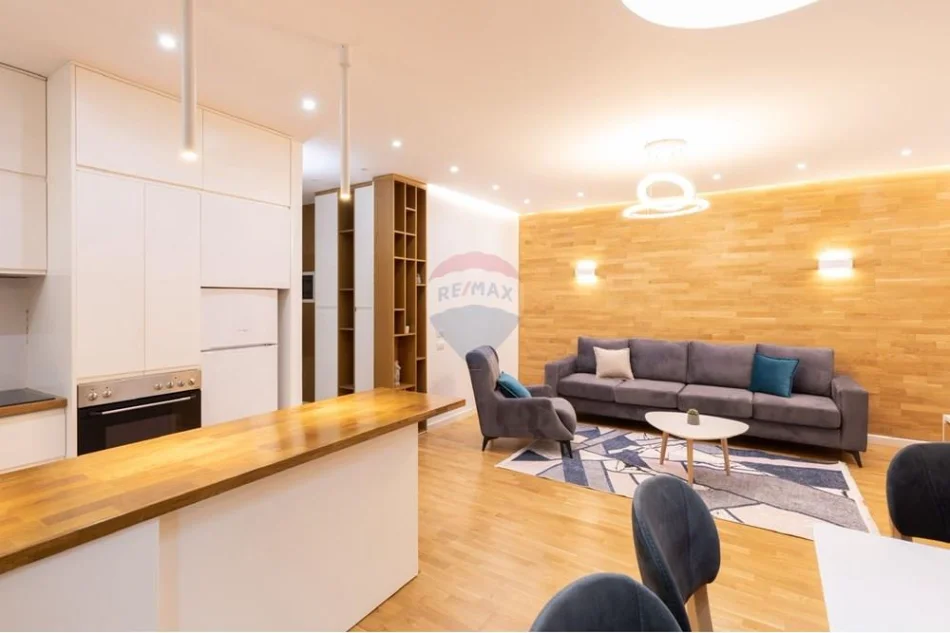 Tirane, shitet apartament , 105 m² 260.000 €