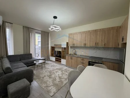 Tirane, shitet apartament 1+1 , 185 000(RRUGA RIZA CEROVA ,BARDHYL,RRUGA E DIBRES)