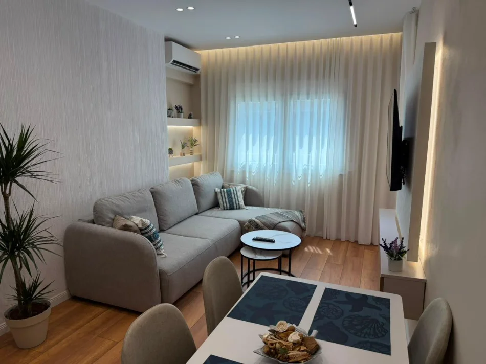 Tirane, shitet apartament 1+1 , 51 m² 163.000 € (Pazari i ri)