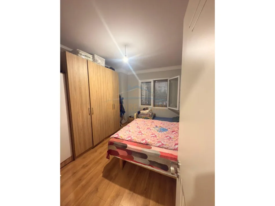 Tirane, shitet apartament 1+1 , 68 m² 120.000 € (unaza e re)