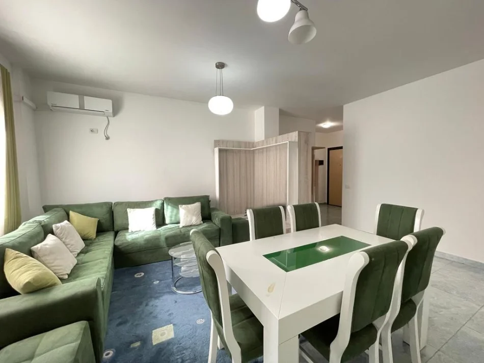 Tirane, shitet apartament 1+1+Aneks+Ballkon , 68 m² (Liqeni Thate)