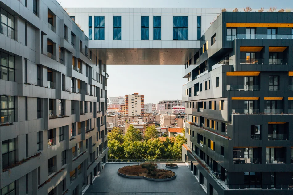 Tirane, shitet apartament 1+1+Aneks+Ballkon Kati 10, 71 m² 196.000 € (square 21)
