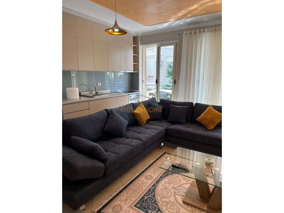 Tirane, shitet apartament 1+1+Aneks+Ballkon Kati 2, 86 m² (Rruga Peti ,Liqeni i Thate)