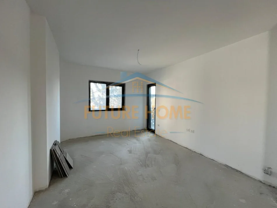 Tirane, shitet apartament 1+1+Aneks+Ballkon Kati 3, 71 m² 180.000 € (Corner Rezidence)