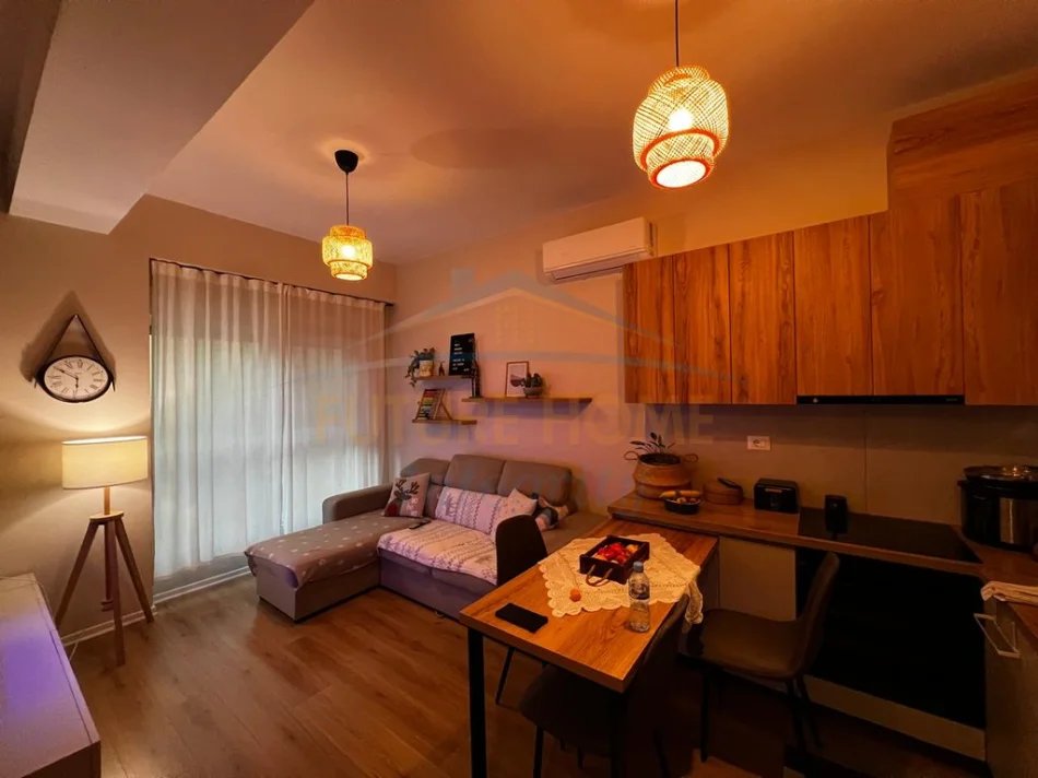 Tirane, shitet apartament 1+1+Ballkon Kati 2, 54 m² 101.000 € (Ali Demi, Rezidenca Kaimi)