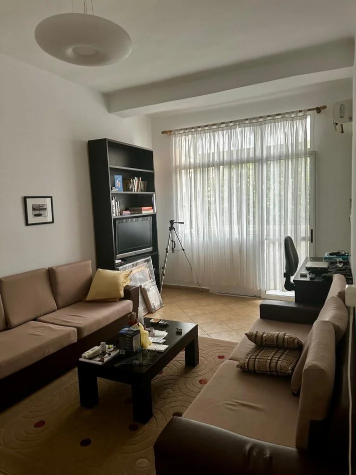 Tirane, shitet apartament 1+1+Ballkon Kati 2, 70 m² 170.000 € (Pranë Hotel Colosseo,Rruga Durrësit, Tiranë)