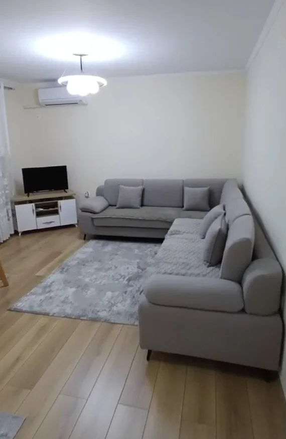 Tirane, shitet apartament 1+1+Ballkon Kati 3, 53 m² 148.000 € (Pranë Ambasadës Amerikane)