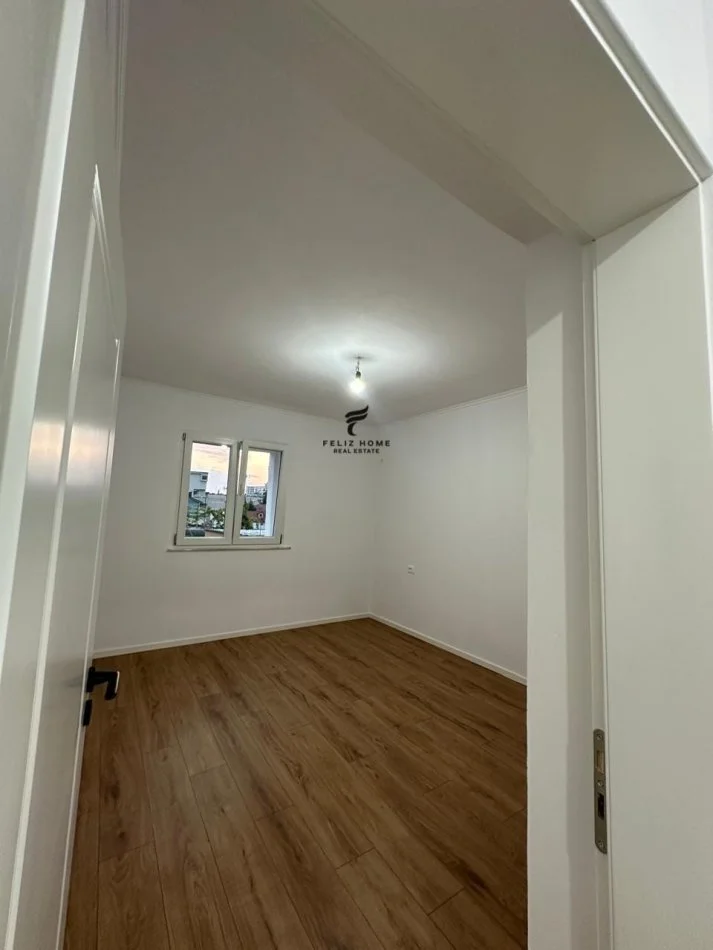 Tirane, shitet apartament 1+1+Ballkon Kati 3, 55 m² 153.000 € (BULEVARDI ZOGU I PARE)