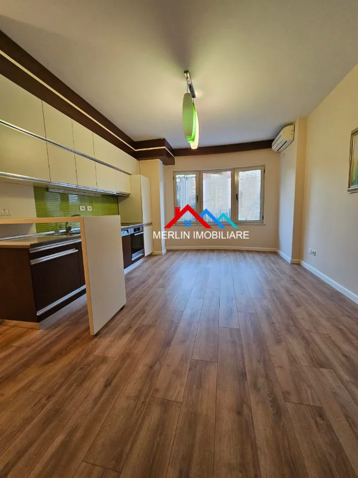Tirane, shitet apartament 1+1+Ballkon Kati 3, 66 m² 163.000 € (RRUGA MINE PEZA)