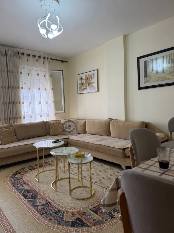 Tirane, shitet apartament 1+1+Ballkon Kati 3, 69 m² 154.000 €