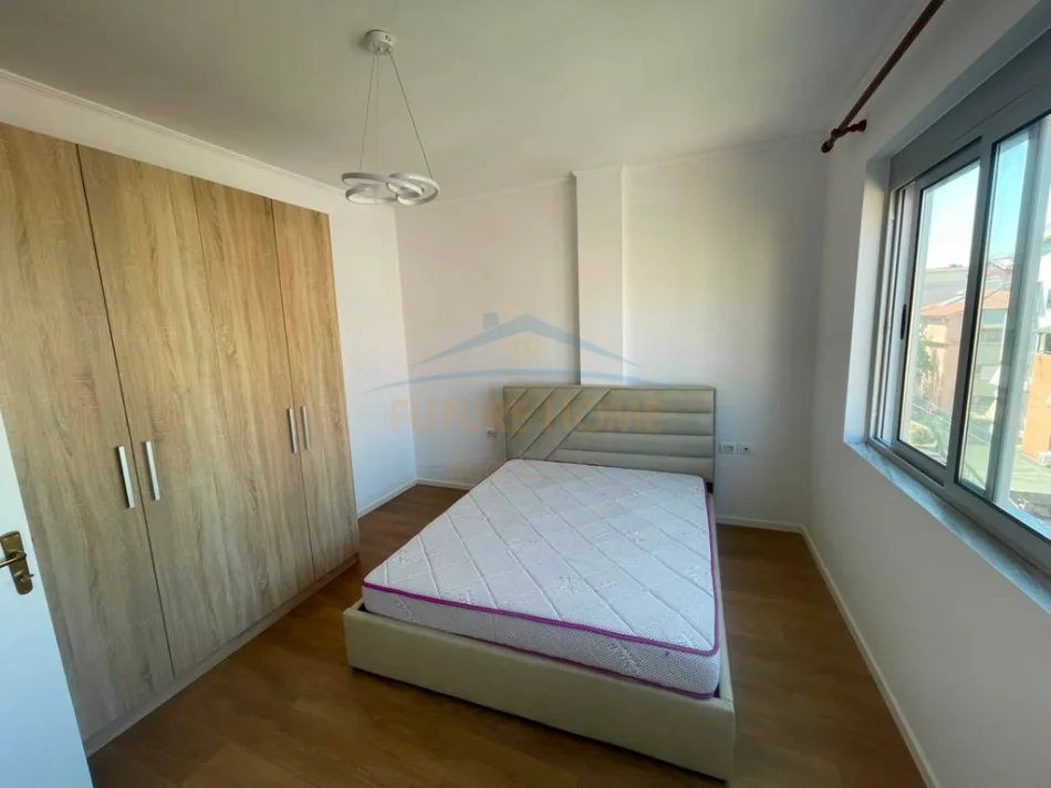Tirane, shitet apartament 1+1+Ballkon Kati 3, 73 m² 153.000 € (Kodra e Diellit)