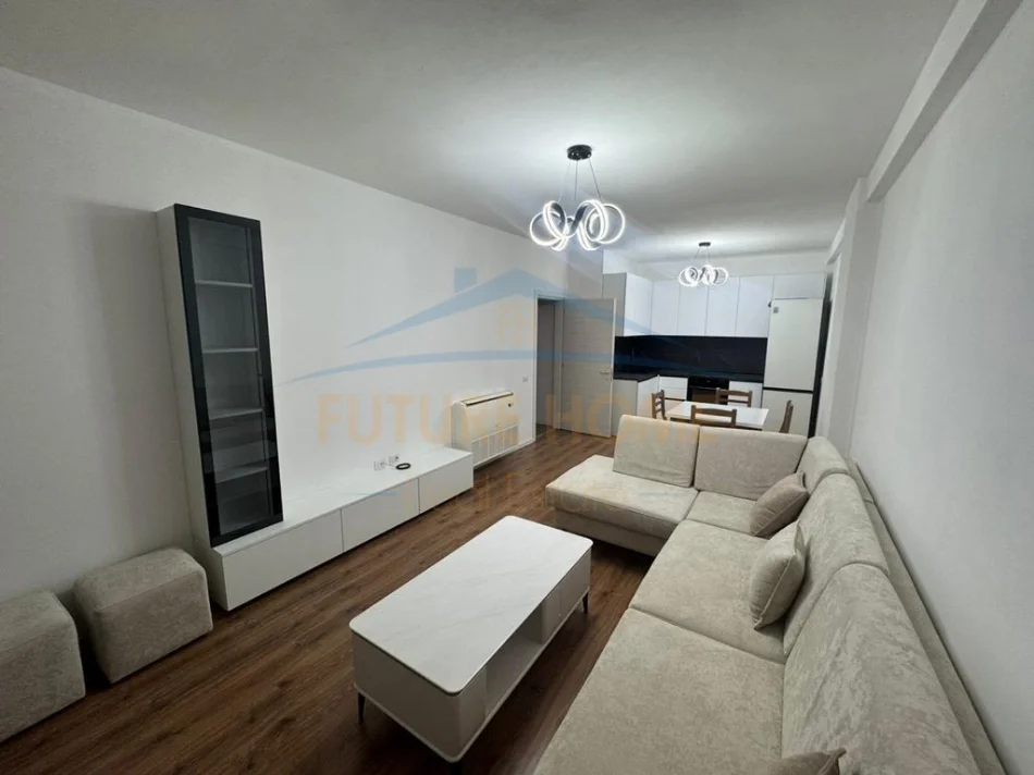 Tirane, shitet apartament 1+1+Ballkon Kati 3, 82 m² 160.000 € (Rruga Dritan Hoxha)