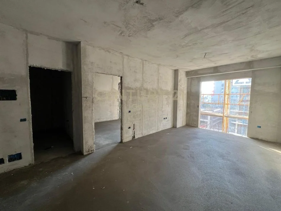 Tirane, shitet apartament 1+1+Ballkon Kati 4, 60 m² 75.000 €