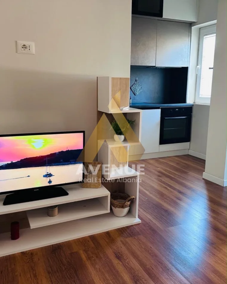 Tirane, shitet apartament 1+1+Ballkon Kati 4, 64 m² 145.000 € (Rruga Siri Kodra)