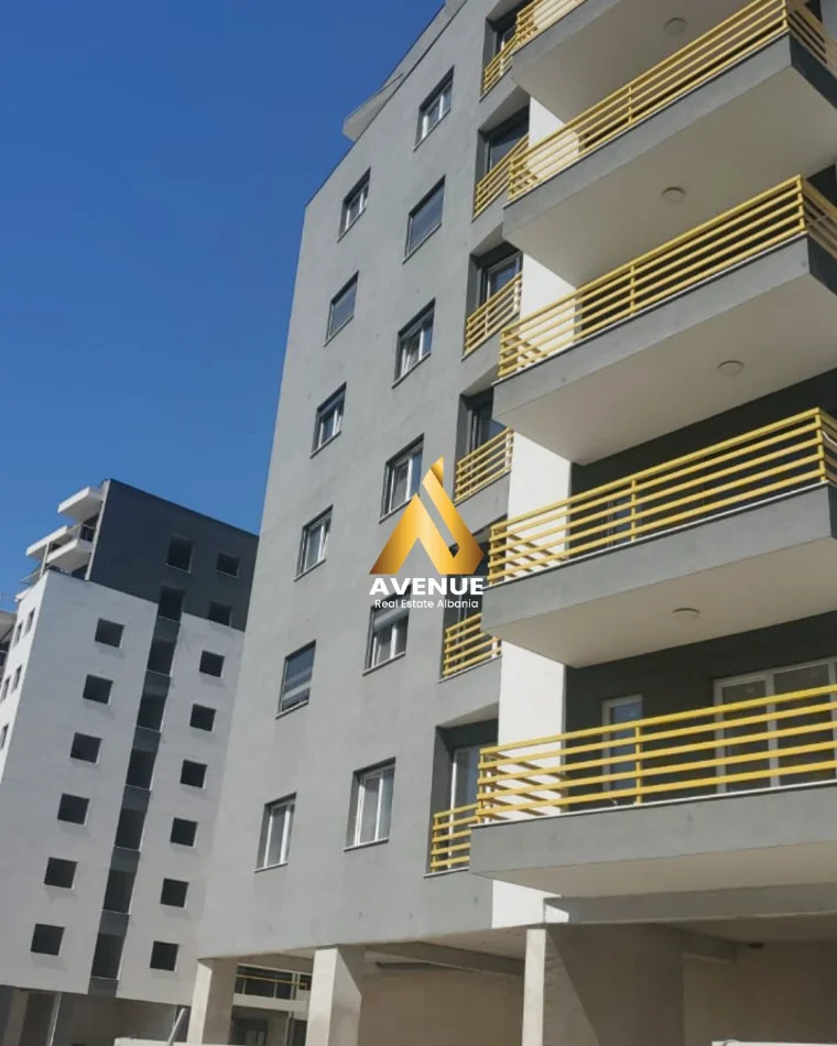 Tirane, shitet apartament 1+1+Ballkon Kati 4, 83 m² 136.000 € (Rruga Dritan Hoxha)