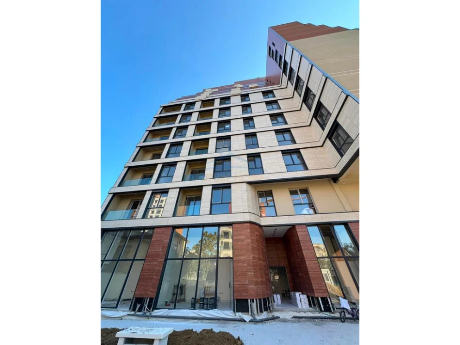 Tirane, shitet apartament 1+1+Ballkon Kati 5, 68 m² 136.500 € (Fusha Aviacionit)